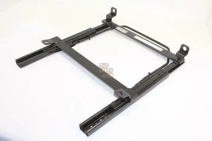 [GARAGE SALE] – BRIDE Reclining Seat Super Seat Rail Subframe Type-RO Right – R34 2WD